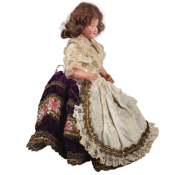 Vintage 7"  Folk Doll with Purple Velvet Dress and Lace Details - Picture 8 of 13